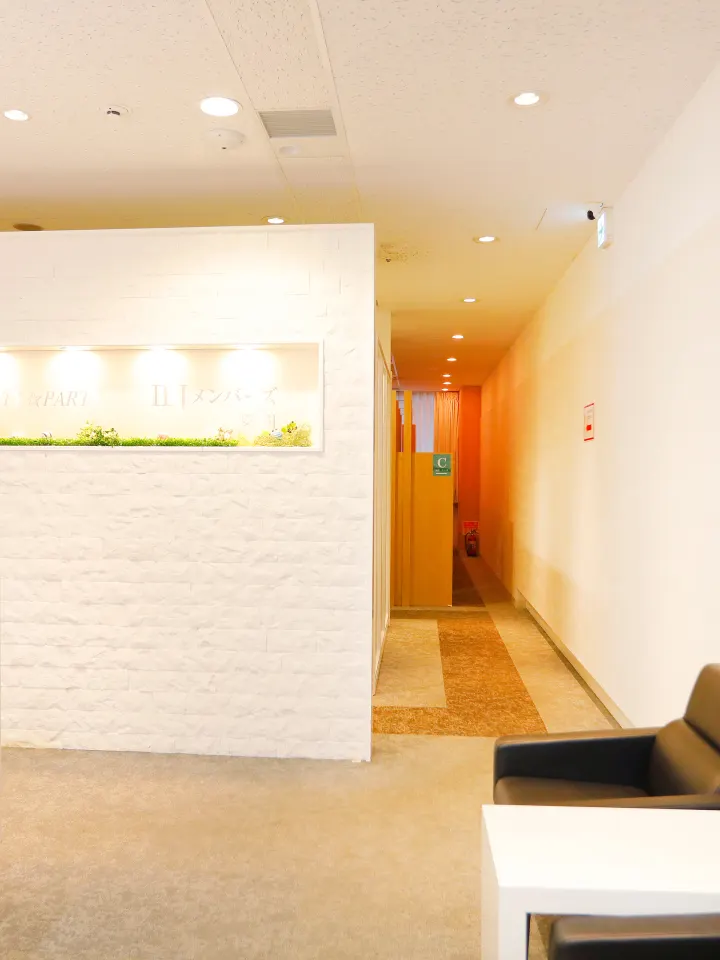 IBJメンバーズ 横浜店 エントランス