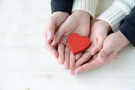 みなさん
 
こんにちは！
 結婚相談所IBJメンバーズ京都店です(^^♪。

毎日熱き日が続きますね。
車の外気温表示が40度や41度が連日。
水分はこまめに取って下さいね。

人にとっての大事な時間間隔についてお話ししようと思います♪

▪第一印象は【3秒】で決まる
▪心配事の【96％】は起こらない
▪集中力の限界は【90％】
▪大人になって勉強する人は【７％】
▪記憶は1日で【74％】忘れる
▪見た目で【60％】以上判断される
▪落ち込んだら【15分】の仮眠
▪どうせ【2割】には嫌われる


♡ご自宅でご契約～お見合いもデートも可♡ IBJメンバーズ｜結婚相談所IBJメンバーズ 京都駅徒歩3分。成婚率50.5％の結婚相談所IBJメンバーズ京都店で本気の婚活をしませんか。♡ぜひIBJメンバーズ京都店にお話を聞きにいらしてくださいね♡ 

京都＆婚活のご相談と言えば、 【業界最大級の会員・婚約までサポート】の結婚相談所IBJメンバーズ京都店へお越しください。