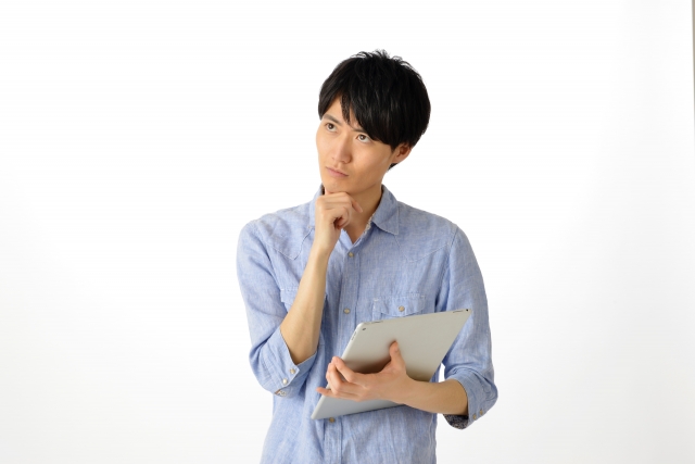 女性が結婚相手の男性の条件として挙げる年収の最低ラインとは?