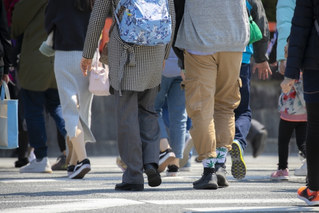 人混みや足場の悪い場所