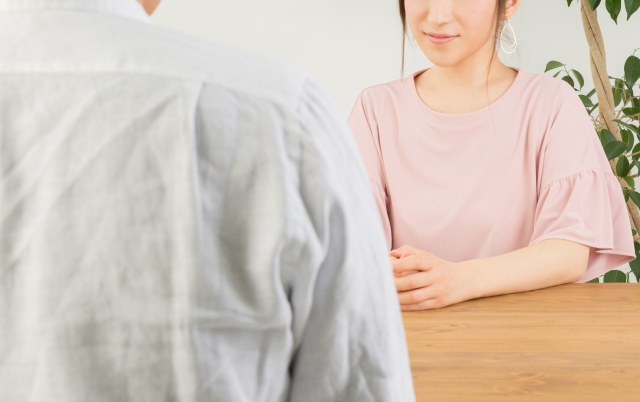 【悩み⑤】お見合いが初めてで何を話したら良いかわからない