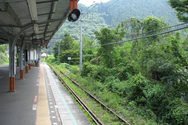 ２ 行ったことのない駅で降りてみる