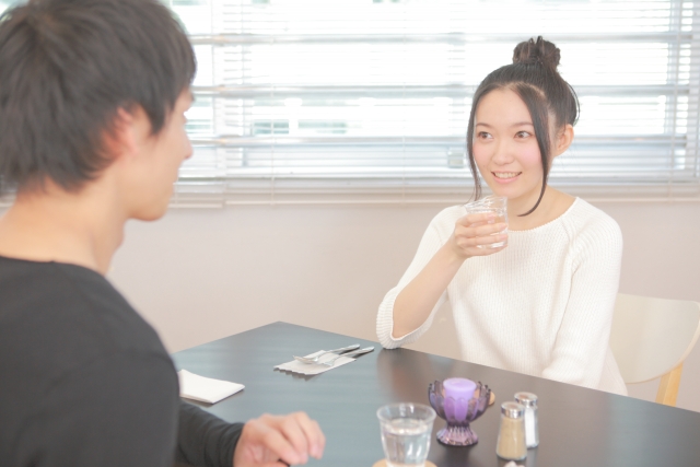 ④ 結婚前にじっくりと恋愛の期間を設けたいか?
