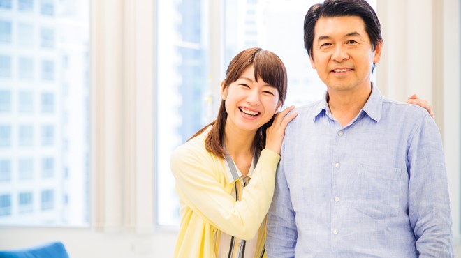 ご両親との初めての挨拶は交際中に